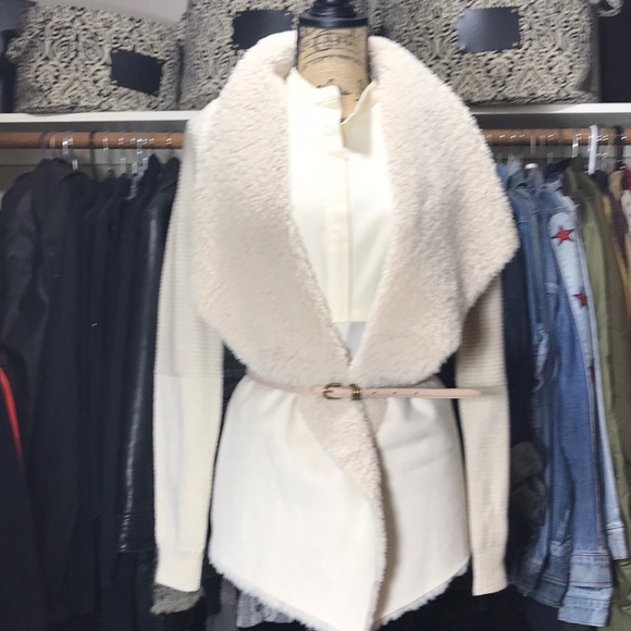 Romeo + Juliet Couture Cardigan - Picture 1 of 4